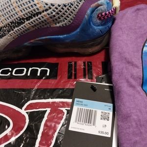 VAPORMAX w/T-SHIRT